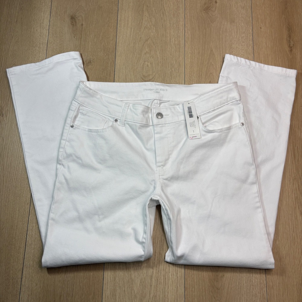Chicos Perfect Stretch Girlfriend Straight Leg Jeans Alabaster White 1S Short 10